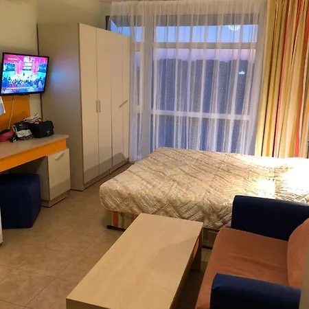 Elit 2 Sluneční pobřeží